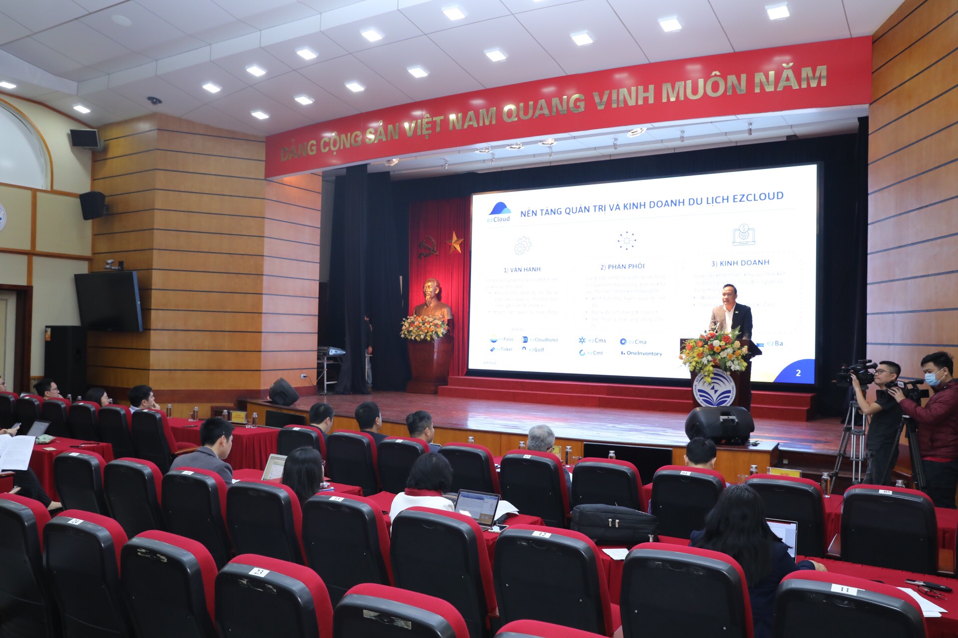 Ứng dụng công nghệ để giải bài toán cho ngành du lịch Việt Nam